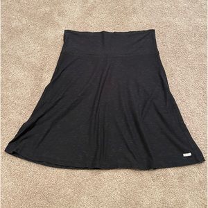Columbia skirt, dark charcoal/black